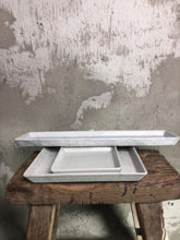 Load image into Gallery viewer, Concrete trays of various sizes in one set.